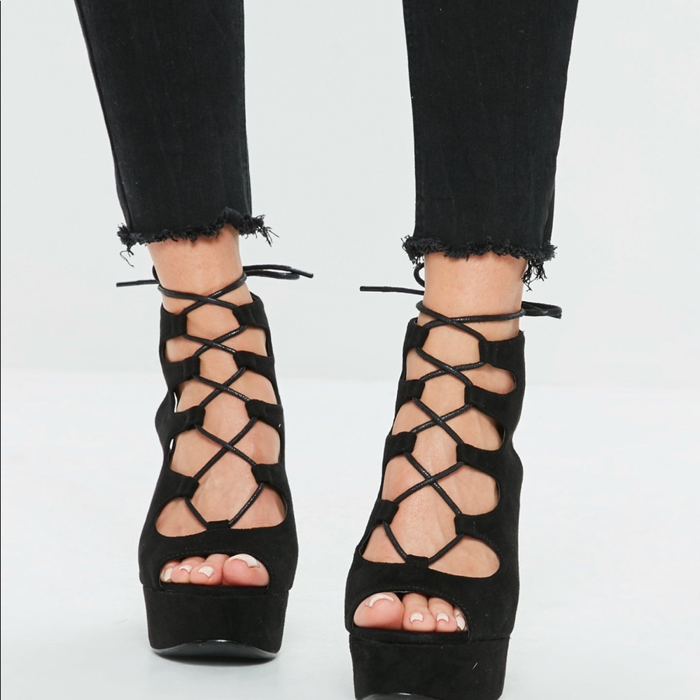 Black lace platform shoes❗️